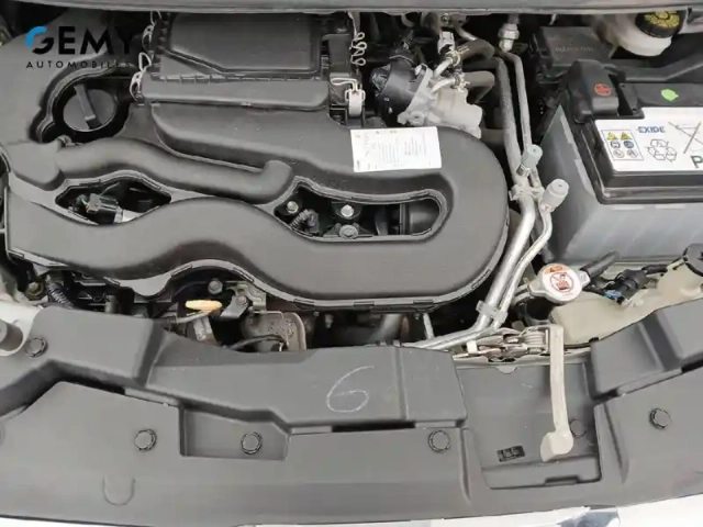 Peugeot 108 vti 72ch s&amp;s bvm5 — photo 12