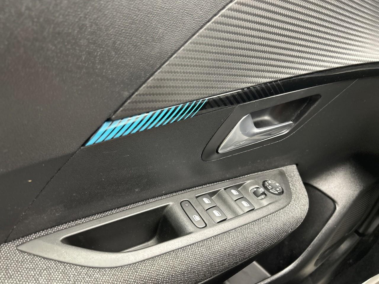 Peugeot 208 puretech 100 s&s bvm6 style — photo 30