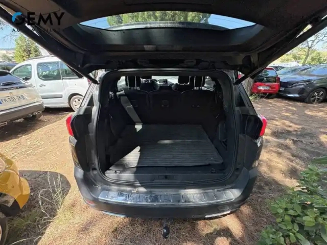Peugeot 5008 bluehdi 180ch s&amp;s eat8 — photo 6
