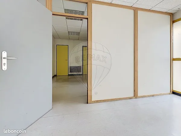 Bureau 29 m²