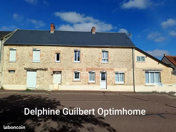 Maison 8 pièces 222 m²