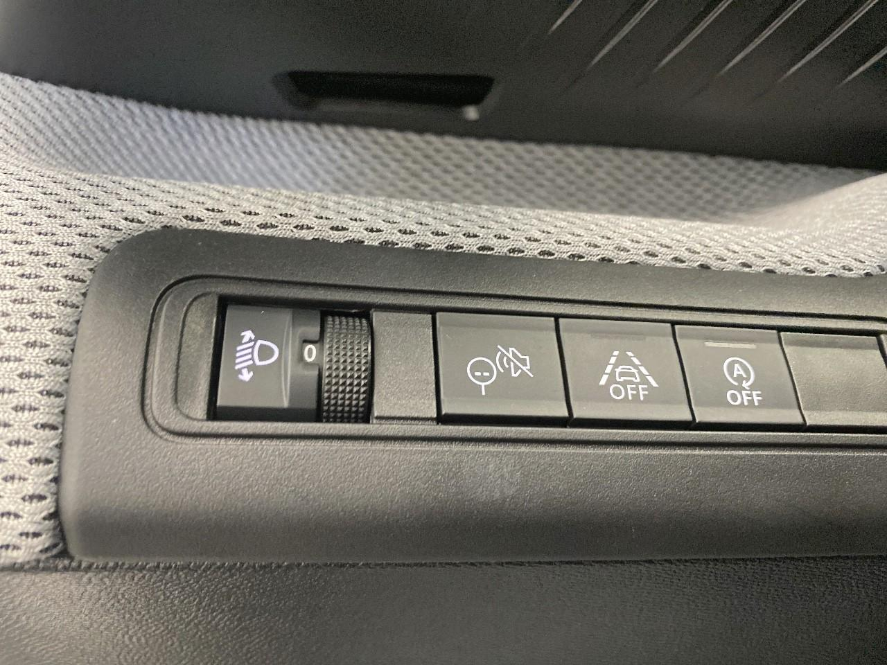 Citroën C3 turbo 100 ch manuelle plus — photo 18