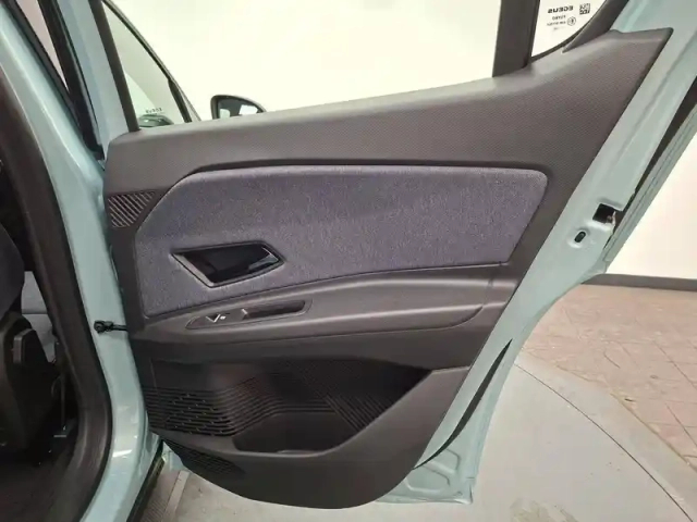 Renault 4 renault  e-tech electrique 150 ch autonomie confort — photo 32