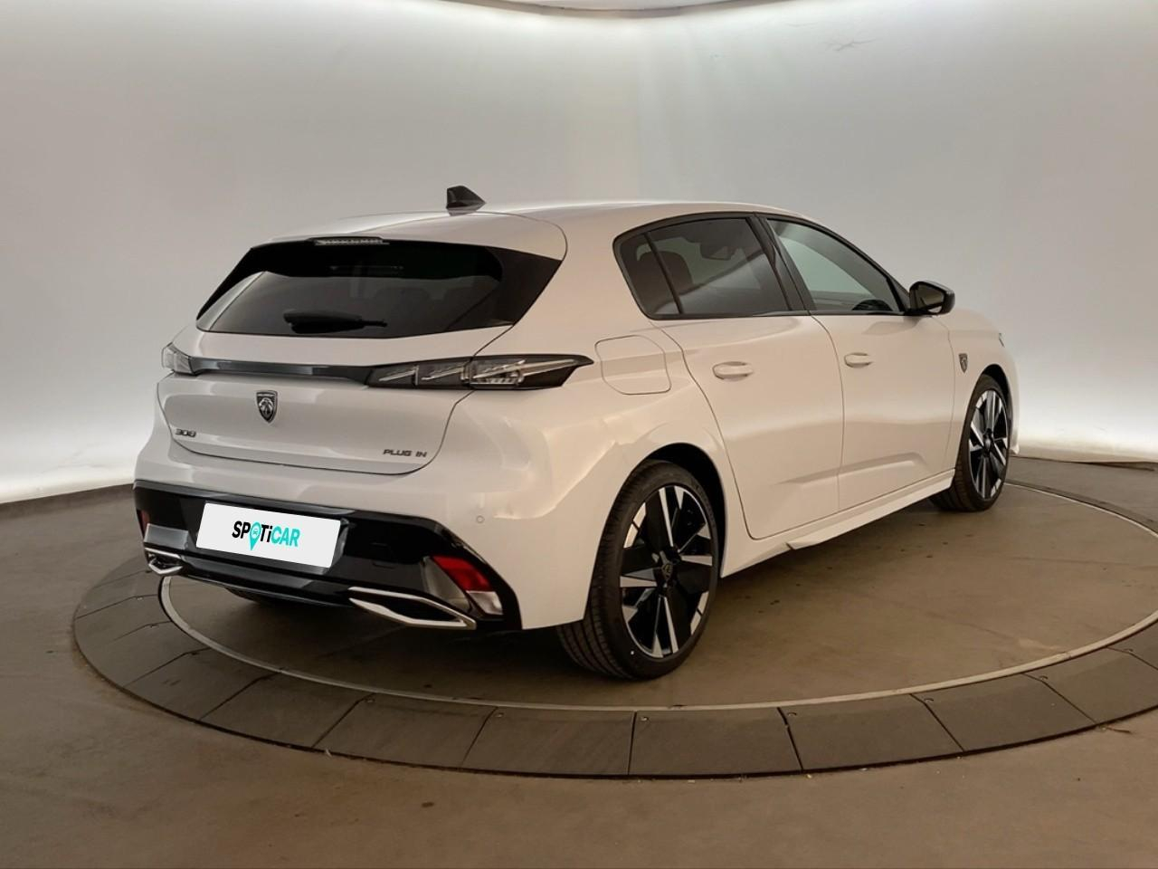Peugeot 308 plug-in hybrid 195 ch e-dcs7 gt — photo 7
