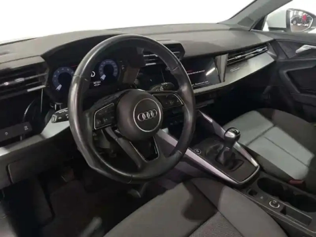 Audi A3 30 tfsi 110 — photo 9