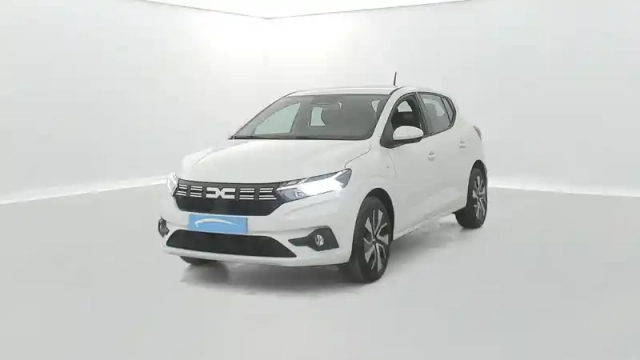 Dacia Sandero tce 90 gsr2 — photo 1
