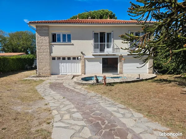 Maison 13x10m terrain 750m2