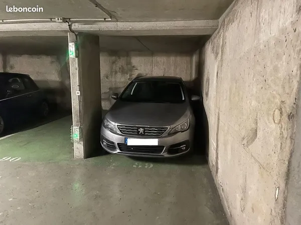 Location place de parking - Jules Joffrin Mairie du 18ème