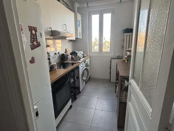 Loue chambre en colocation dans appartement - 53m²