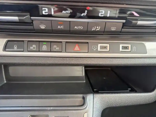 Citroën Spacetourer xl diesel 180 ch automatique — photo 22