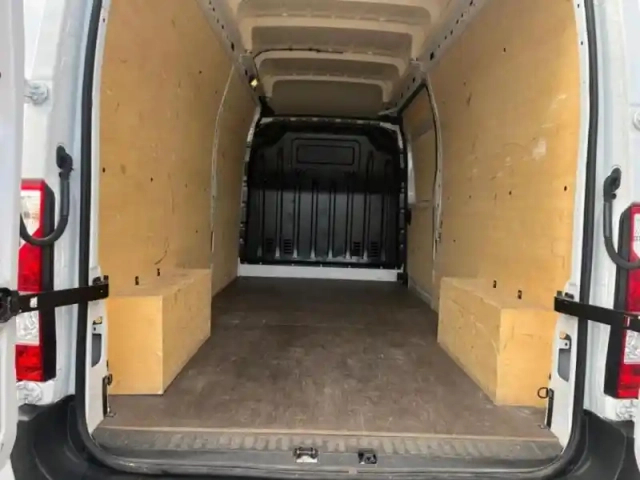 Renault Master fg f3500 l3h3 2.3 blue dci 135ch confort euro6e — photo 24