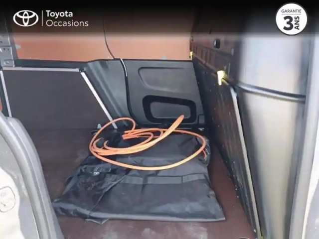 Toyota Proace city medium electric 136ch 50 kwh start mc24 — photo 7