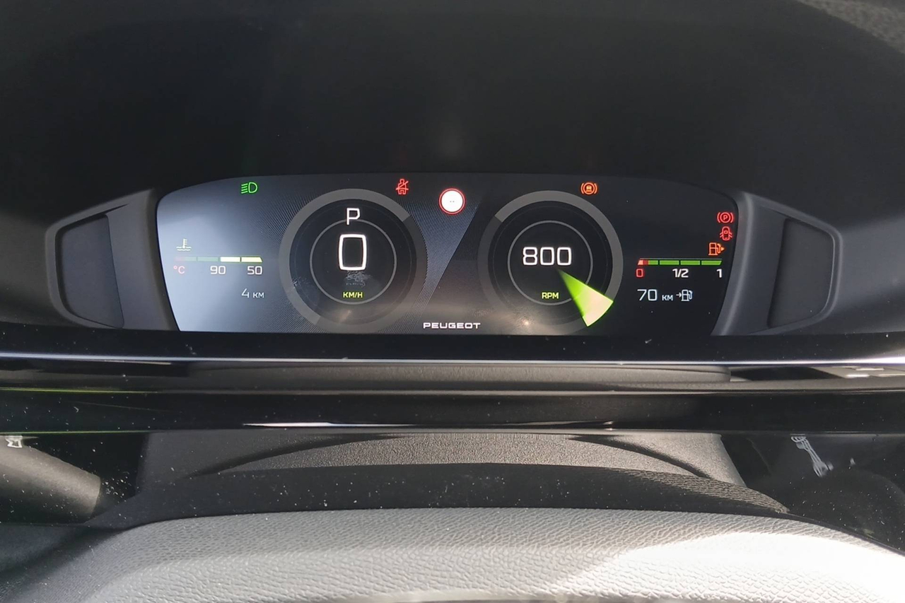 Peugeot 308 SW — photo 12