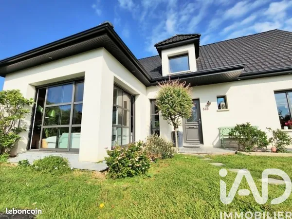 Pavillon 10 pièces 160 m²