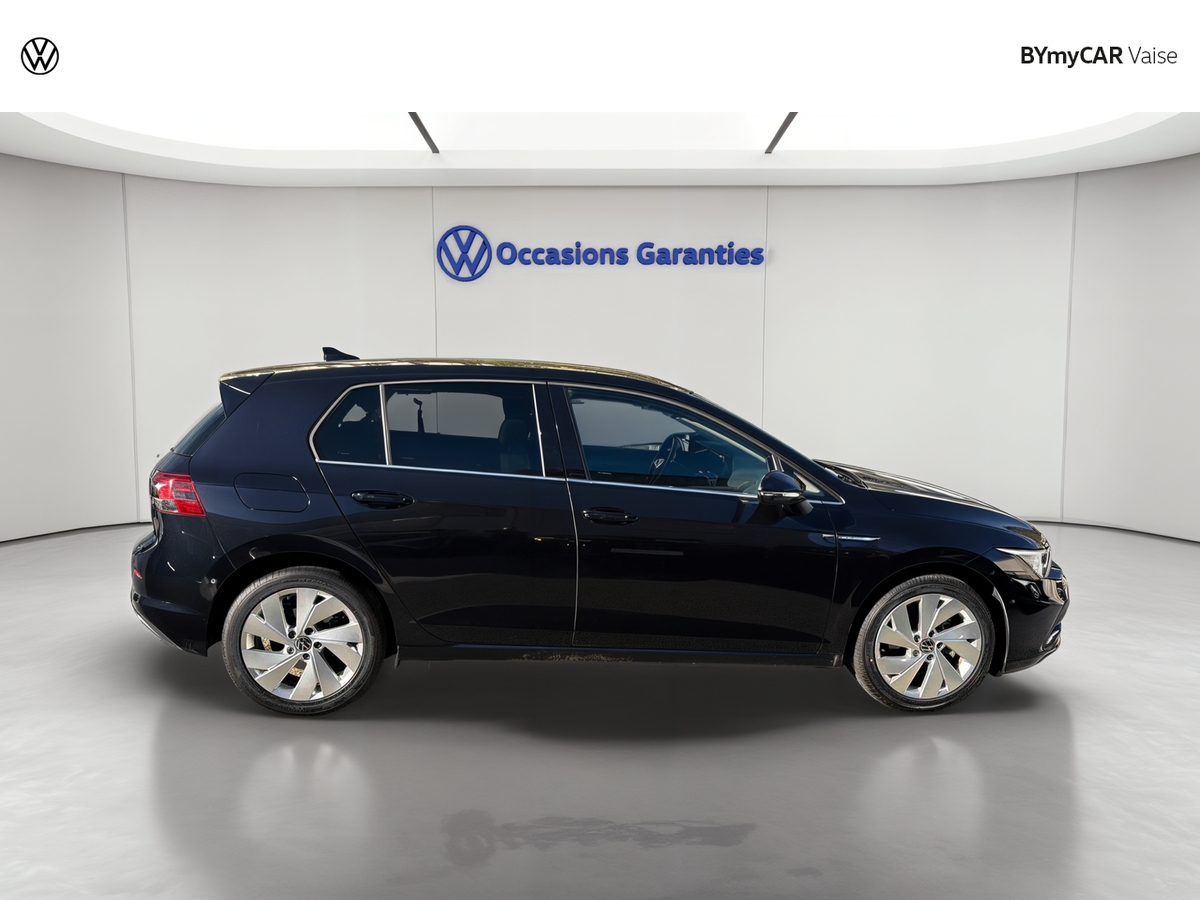 Volkswagen Golf 1.5 eTSI OPF 150 DSG7 — photo 6