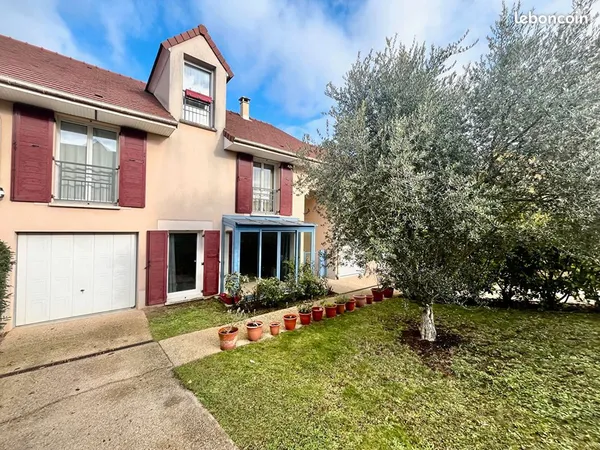 Maison 6 pièces 130 m²