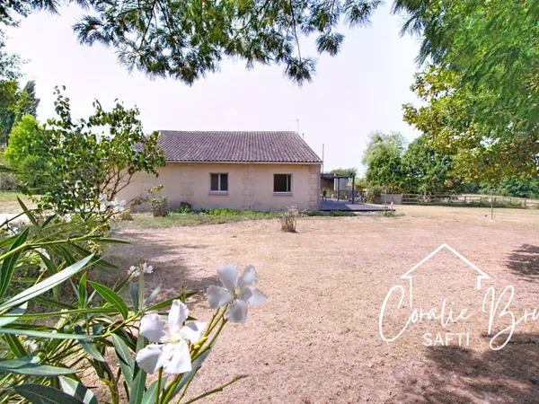 Maison en pierre Familiale à la campagne