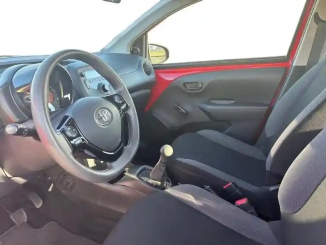 Toyota Aygo 1.0 vvt-i 72ch x 5p — photo 7