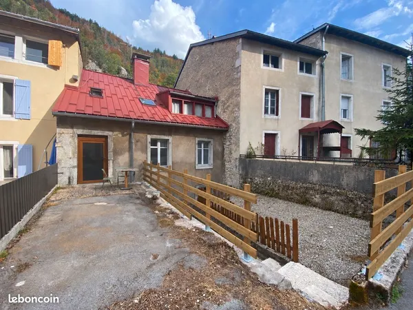 T2 meublé 39m² avec terrasse