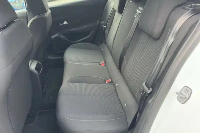 Peugeot 308 puretech 130ch s&amp;s eat8 — photo 38