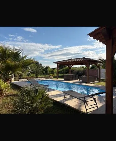 Villa avec piscine