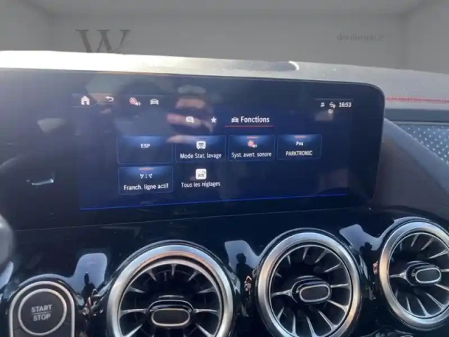 Mercedes Eqa 250+ — photo 17