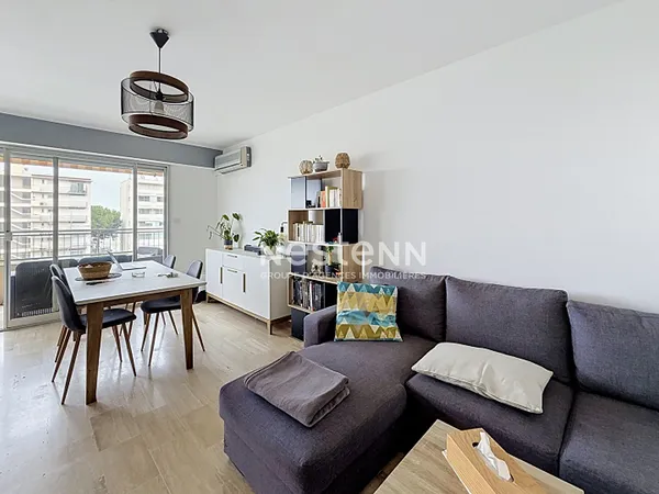 Golfe-Juan - 2 Pièces - 44m² - Vue Mer - Rénové