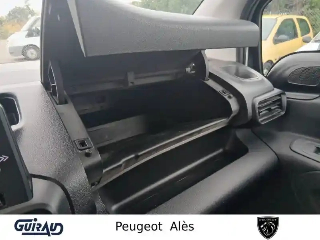 Opel Combo cargo m 650 kg puretech 110 s&amp;s bvm6 — photo 20