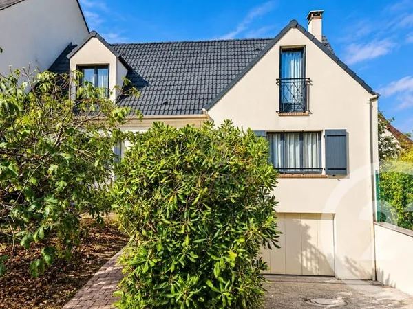 Maison 7 pièces 153 m²