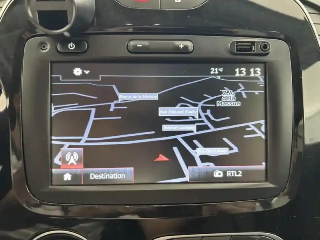 Renault Captur dci 90 intens 5p — photo 23