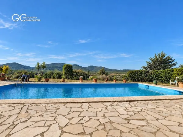 St Chinian Sur Les Hauteurs Belle Maison 6 Pièces Piscine Sur 3