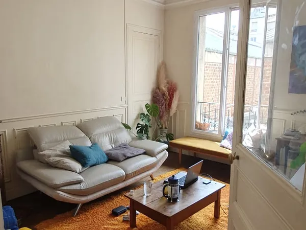 Sous-loue chambre en colocation dans appartement