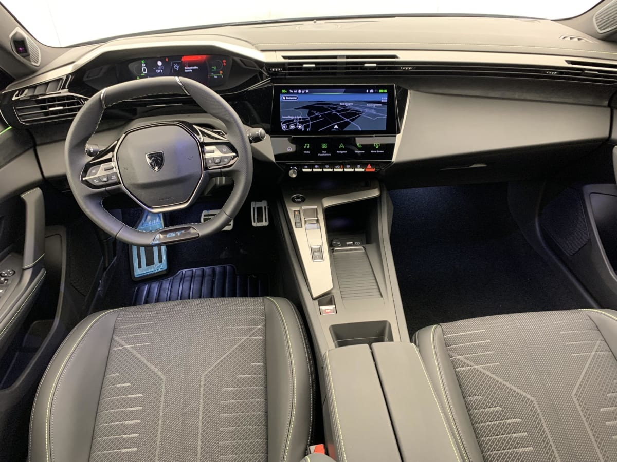 Peugeot 308 — photo 13
