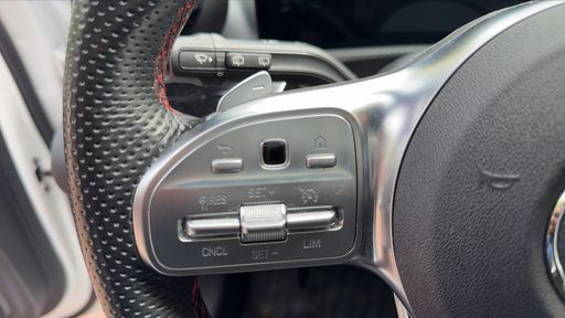 Mercedes Classe A 200 163 7G-DCT - AMG Line – 2021 – 33822 km – Essence – Boîte Automatique — photo 2