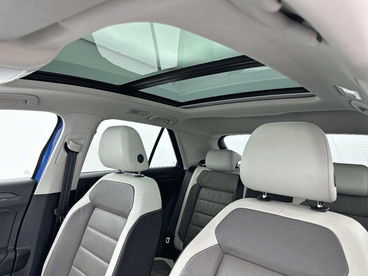 Volkswagen T-Roc 2.0 tdi 150 start/stop dsg7 carat exclusive — photo 33