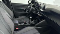 Peugeot 2008 1.2 PureTech 130ch S&S Allure Pack — photo 15