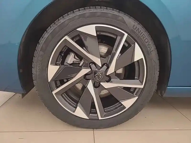 Peugeot 308 bluehdi 130ch s&amp;s eat8 — photo 13
