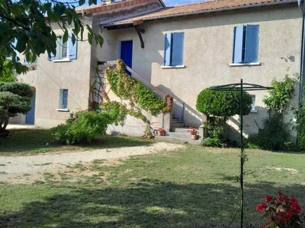 Coup de coeur en Périgord ! Belle maison sans travaux avec une vue sur le couché de soleil !