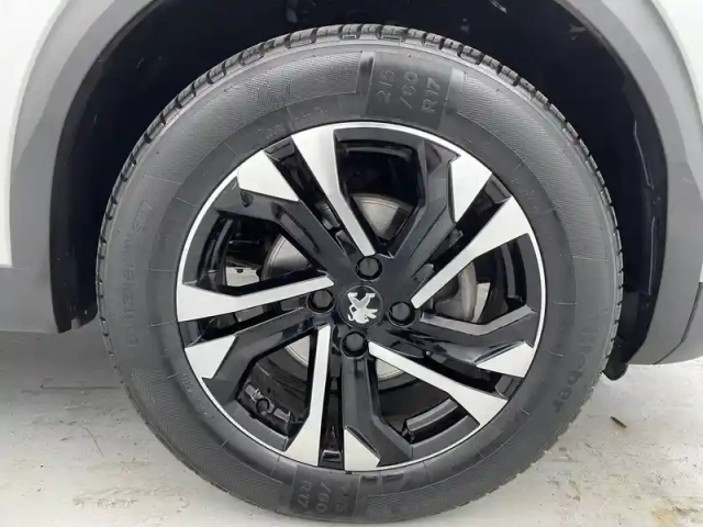 Peugeot 2008 puretech 130 s&amp;s eat8 — photo 101