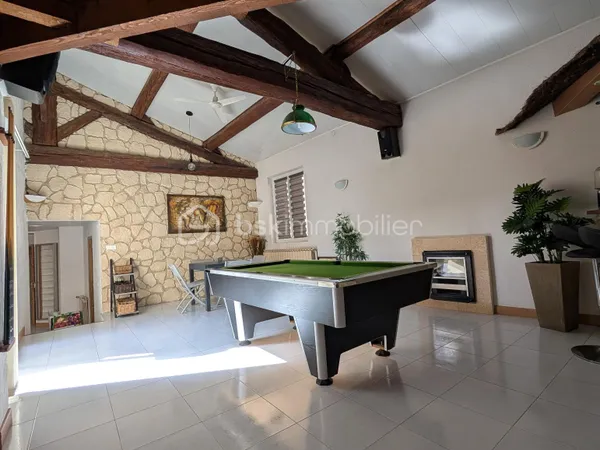 Maison 6 pièces 130 m²