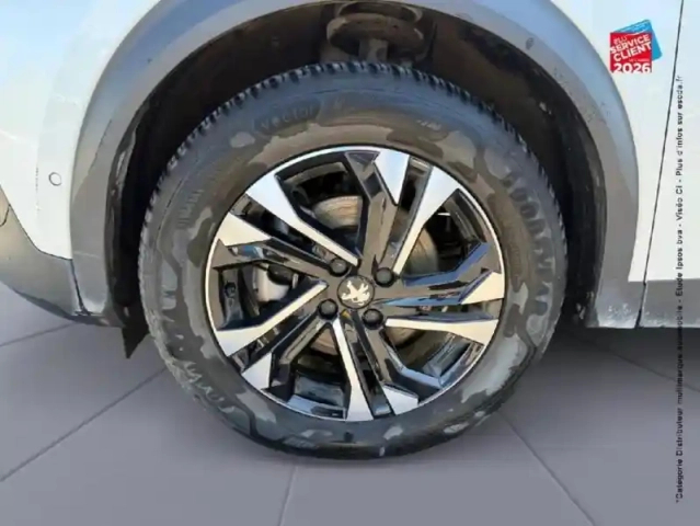 Peugeot 2008 e- 136ch gt — photo 10