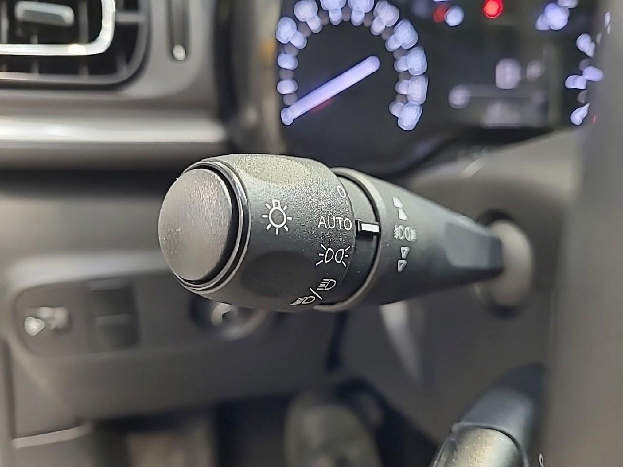 Citroën C3 puretech 110 s&s eat6 shine — photo 20