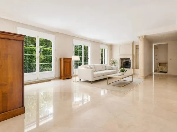 Maison de 7 pièces de 250 m² à Ballainvilliers
