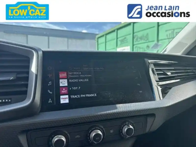 Audi A1 citycarver 30 tfsi 110 ch s tronic 7 — photo 16
