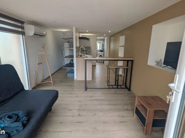 Studio meublé climatisé