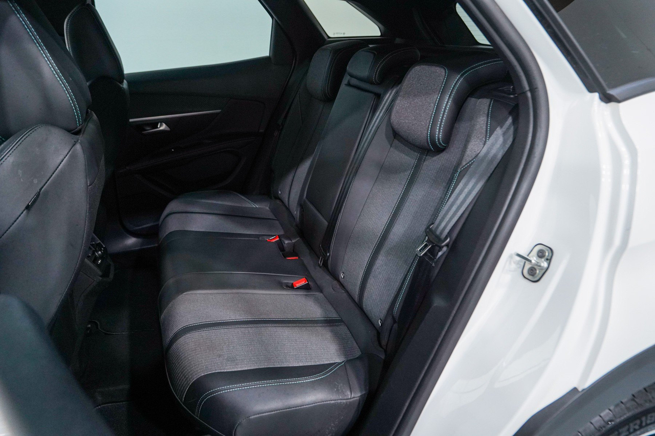 Peugeot 3008 — photo 31