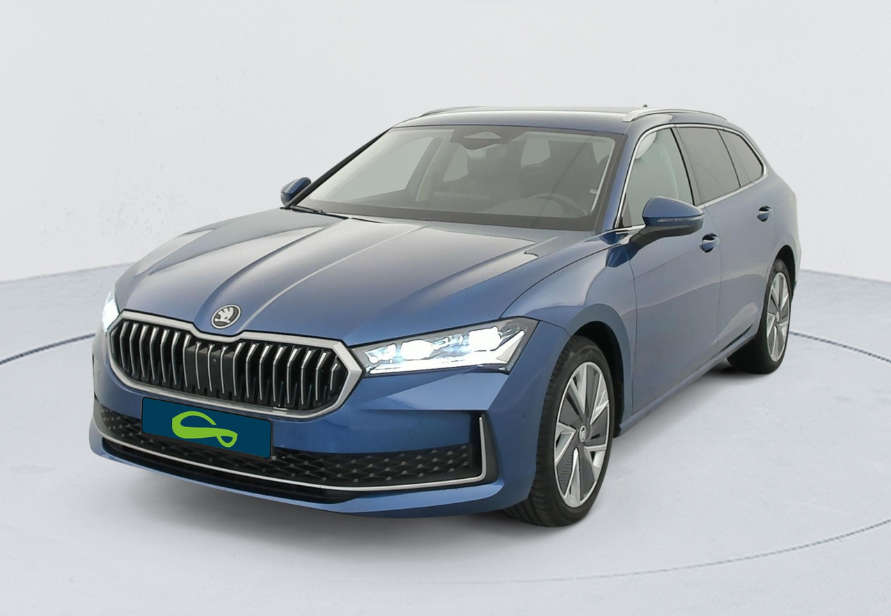 Skoda Superb Combi — photo 1