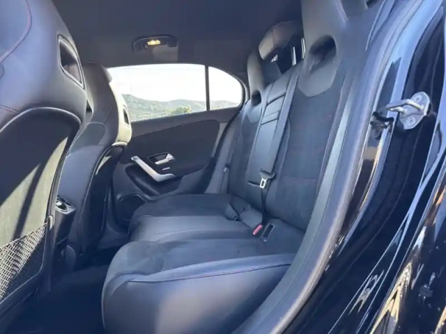 Mercedes Classe A 200 amg line — photo 16