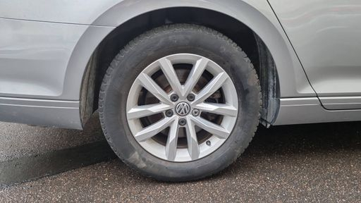 Volkswagen Passat SW 1.4 TSI 150 DSG7 - Confortline Business – 2018 – 116451 km – Essence – Boîte Automatique — photo 41