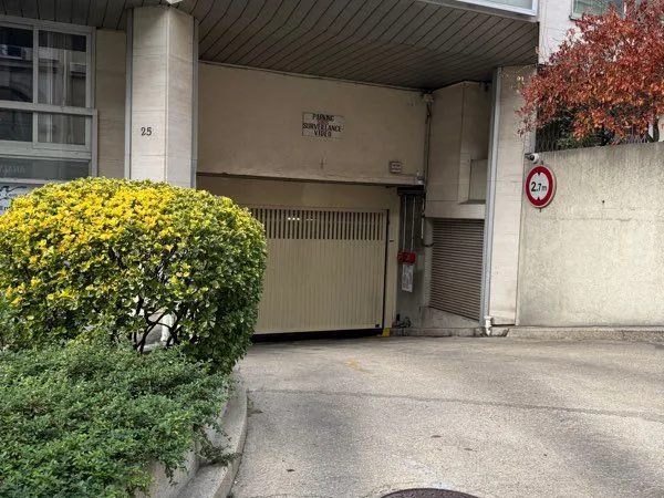 Box fermé - Niveau -1 (Rue de Chaillot)